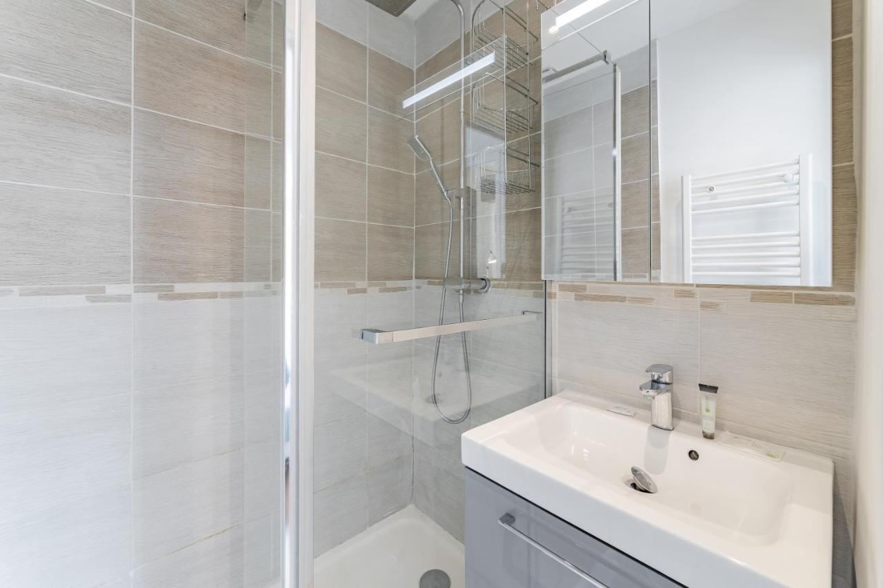 Charming Bright And Equipped Apartment Marseilles Buitenkant foto